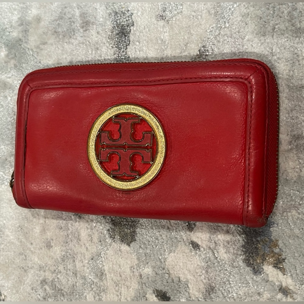 TORY BURCH long zippy wallet